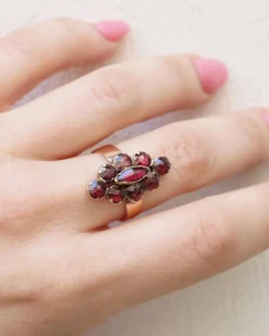 Pamono Perpignan Garnet Marquise Ring> Rings