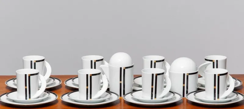 Clearance Pamono 8-Person Porcelain Tea or Coffee Service by Mario Bellini for Rosenthal, 1986, Set of 18