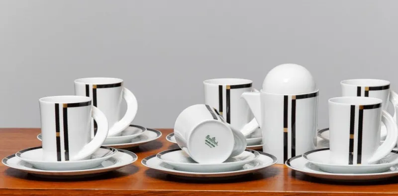 Clearance Pamono 8-Person Porcelain Tea or Coffee Service by Mario Bellini for Rosenthal, 1986, Set of 18