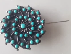 Sale Pamono Petit Mid-Century Turquoise and Silver Zuni Point Sun Wheel Brooch and Pendant