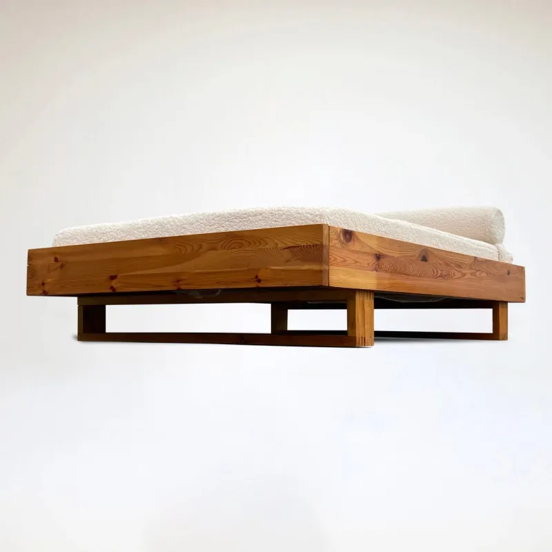 Pamono Pine and Bouclé Daybed by Ate Van Apeldoorn for Houtwerk Hattem, 1970s> Daybeds & Chaises Lounges