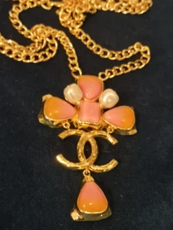 Pamono Pink and Gold Chanel Necklace Pendant from Chanel><noscript><img width=