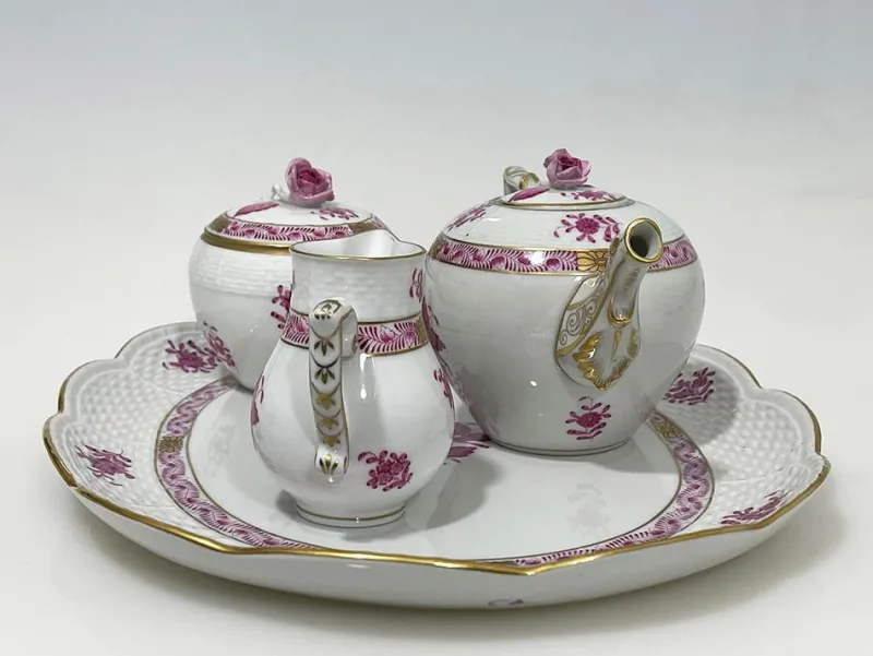 Hot Pamono Pink Porcelain Apponyi Tea Set from Herend Hungary, 1960s, Set of 4