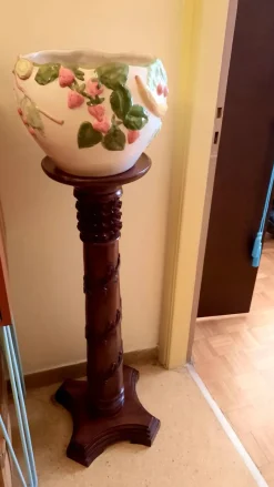 Pamono Plant Column Stand in Mahogany, 1930s> Planters And Jardiniere