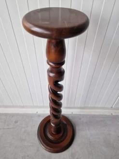 Best Pamono Podium Column in Wood