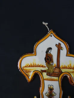 Pamono Polychrome Earthenware Holy Water Font with Fleur-de-Lis by Henriot Quimper, 1960s><noscript><img width=