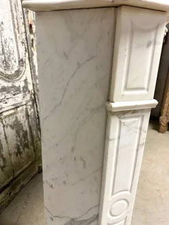 Best Pamono Pompadour Marble Fireplace, 1900