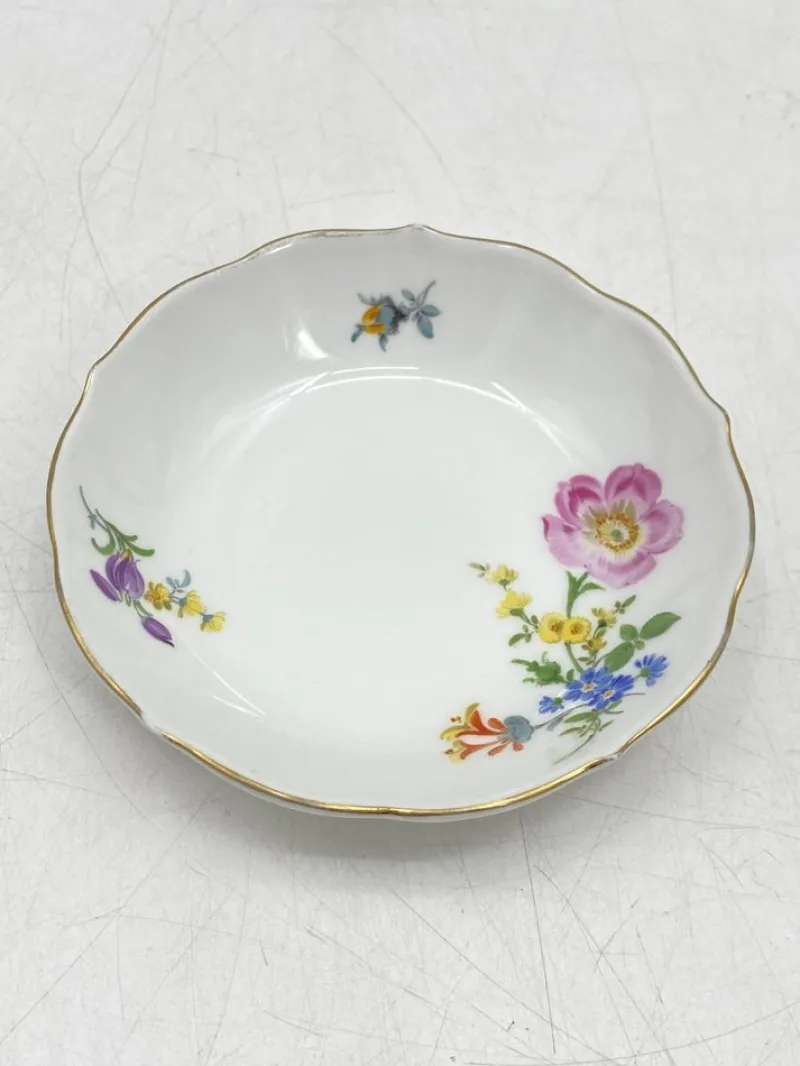 Discount Pamono Porcelain Coffee Cup and Saucer with Gold Rims from Meissen, Set of 2