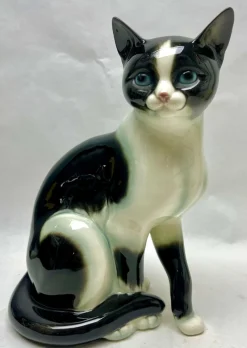 Pamono Porcelain Figurine Depicting Cat, 1960s><noscript><img width=