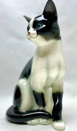 Pamono Porcelain Figurine Depicting Cat, 1960s><noscript><img width=