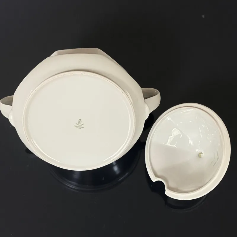Pamono Porcelain Fish Service with Soup Tureen and Bowl by Winterling Marktleuthen, Bavaria, Germany, 1970s, Set of 15> Dinner Plates & Bowls