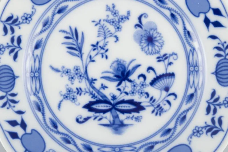 Pamono Porcelain Plates in Blue Onion Pattern, Bavaria, Germany, Set of 12> Dinner Plates & Bowls