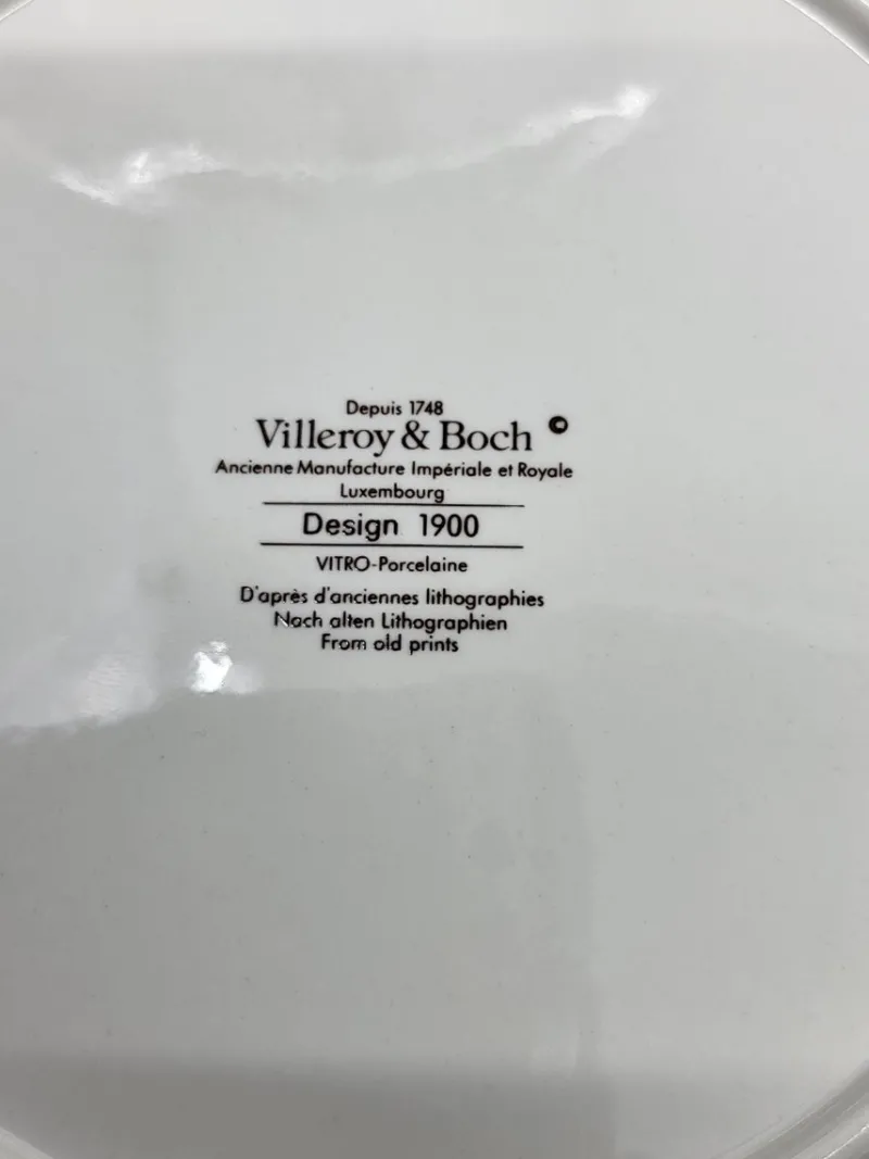 Pamono Porcelain Plates with Art Deco Decor from Villeroy & Boch, 1980s, Set of 4> Dinner Plates & Bowls