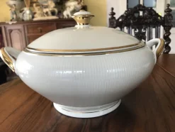 Pamono Porcelain Soup Toureen from Schumann Bavaria, 1940s