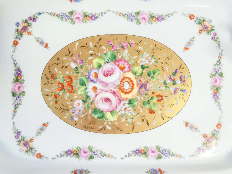 Discount Pamono Porcelain Stand from Vieux Limoges