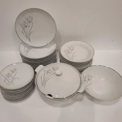 Clearance Pamono Porcelain Tableware Flowers from Eschenbach, Germany, 1950s, Set of 55