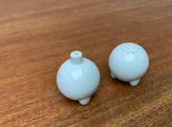 Sale Pamono Postmodern German Ceramic Fantasia Series Salt and Pepper Shaker by Matteo Thun for Arzberg, 1980s, Set of 2