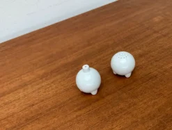 Sale Pamono Postmodern German Ceramic Fantasia Series Salt and Pepper Shaker by Matteo Thun for Arzberg, 1980s, Set of 2