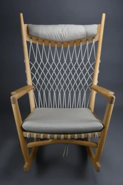 Pamono PP124 Rocking Chair by Hans J. Wegner for PP Møbler, 2004><noscript><img width=