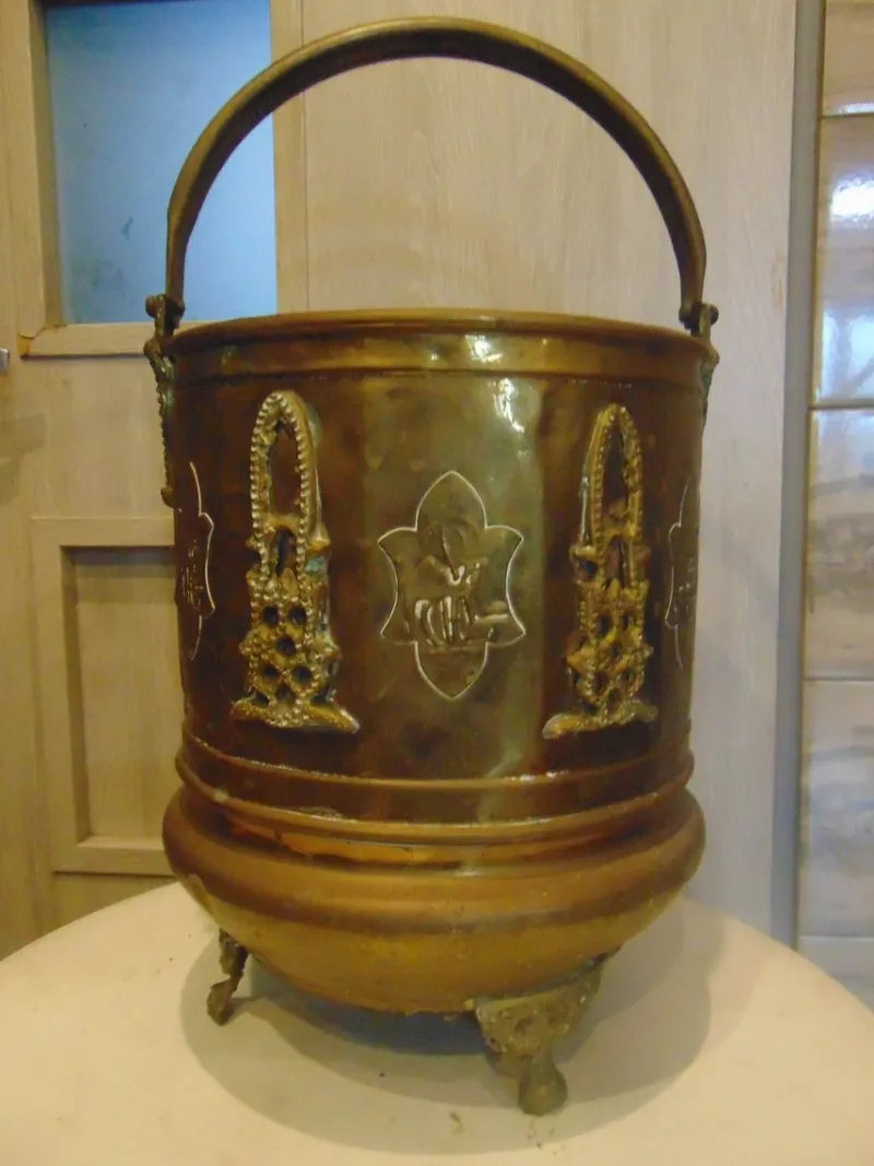 Pamono Pre-War Copper Flower Container> Garden Accessories
