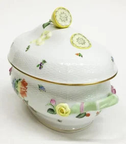 Pamono Printemps Pattern Porcelain Tureen with Handles from Herend, Hungary