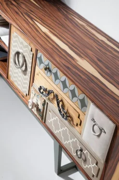 Hot Pamono Punk Sideboard 200 by Lola Glamour