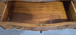 Discount Pamono Queen Anne Burr Walnut Dressing Table, 1920