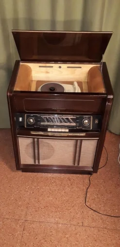 Pamono Radio from Grundig, 1950s> Electronics
