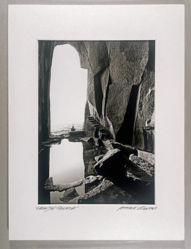 Pamono Raffaele Celentano, The Fisherman's Cave, Fine Art Photograph> Photography