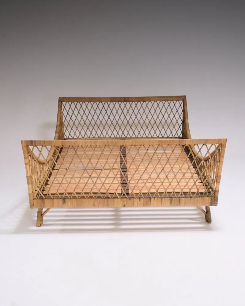 Pamono Rattan Daybed in the style of Jean Royère, 1970s> Daybeds & Chaises Lounges