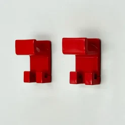 Pamono Red Wall Hooks by Makio Hasuike for Gedy, 1970s, Set of 2> Racks, Hooks & Valets