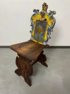 Pamono Renaissance Chair with Heraldic Emblems of the Szontágh de Igló et Zabar Family> Side Chairs & Dining Chairs
