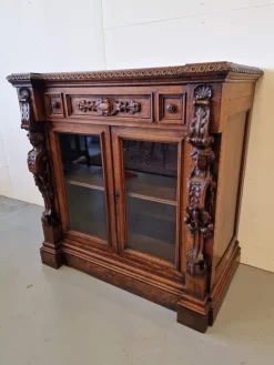 Clearance Pamono Renaissance Style Display Cabinet in Oak