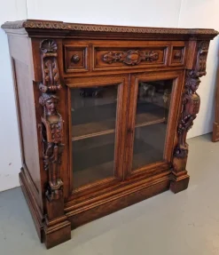Clearance Pamono Renaissance Style Display Cabinet in Oak