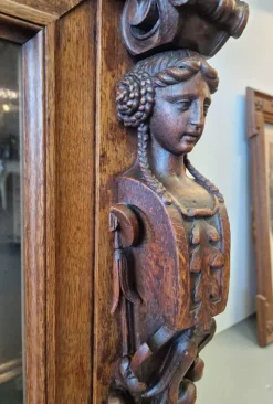 Clearance Pamono Renaissance Style Display Cabinet in Oak