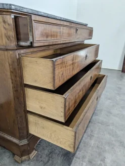 New Pamono Restoration Period Chest of Drawers in Mahogany