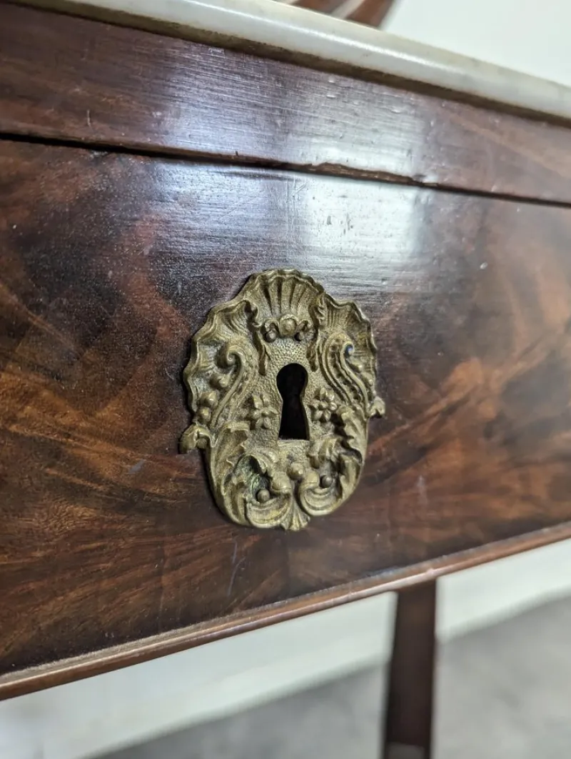 Pamono Restoration Swan Neck Dressing Table in Flamed Mahogany