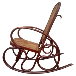 Pamono Rocking Chair in Beech by Michael Thonet><noscript><img width=