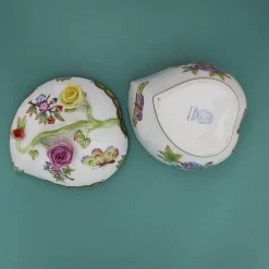 Online Pamono Round Box with Lid from Herend, 1980s