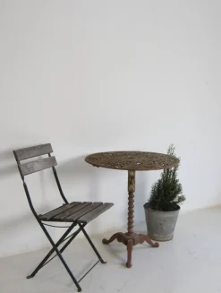 Clearance Pamono Round Cast Iron Table, 1890s