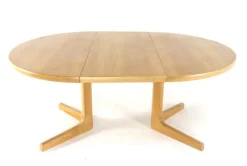 Pamono Round Extendable Oak Nordenskov Dining Table><noscript><img width=