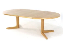 Pamono Round Extendable Oak Nordenskov Dining Table><noscript><img width=