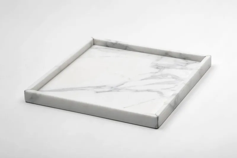 Pamono Rounded Set for Bathroom in White Carrara Marble, Set of 3> Decorative Objects