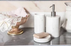 Hot Pamono Rounded Soap Dispenser in White Carrara Marble