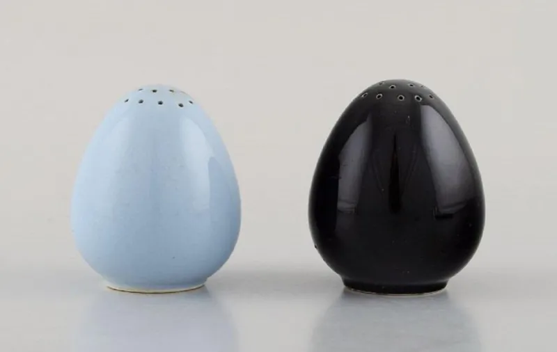 Pamono Royal Copenhagen / Aluminia Confetti Salt and Pepper Shakers and Butter Boards, Set of 6> Salt & Pepper Shakers