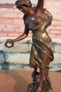 Clearance Pamono Ruchot, La Paix, 19th Century, Regula