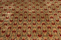 Pamono Rug with Floral Pattern from R&K Principal Jahanshah Nazmiyal><noscript><img width=