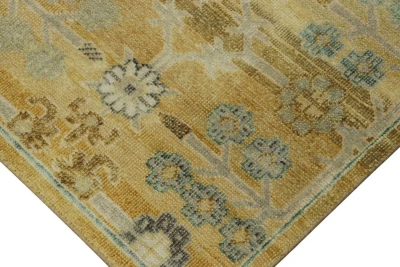 Outlet Pamono Rug with Ice Blue Floral Patterns from R&K Principal Jahanshah Nazmiyal