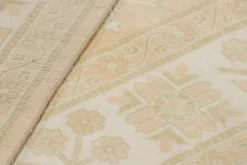 Pamono Rug with Pomegranate Floral Patterns from R&K Principal Jahanshah Nazmiyal><noscript><img width=