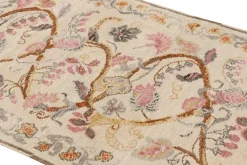 Pamono Runner Rug in Cream with Floral Patterns from R&K Principal Jahanshah Nazmiyal> Carpets & Textiles|Carpets & Textiles